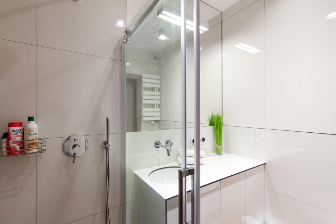 Апартаменты Apartament Diamond Centrum Белосток Экстерьер фото